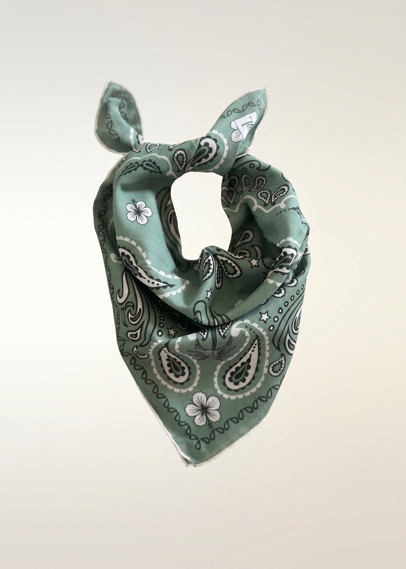 Dual Atelier Costa Paisley Yeşil Bandana Desenli İpeksi Organik Pamuk Kumaş Bandana Fular