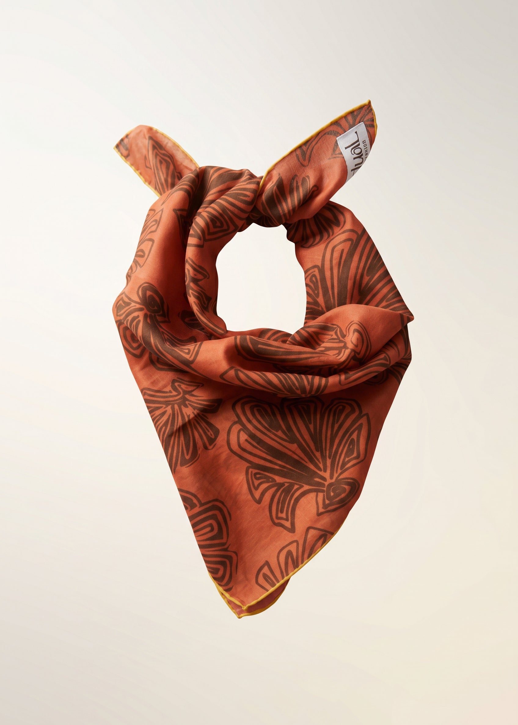 Dual Atelier Seashell Whisper Mercan Desenli İpeksi Organik Pamuk Kumaş Bandana Fular