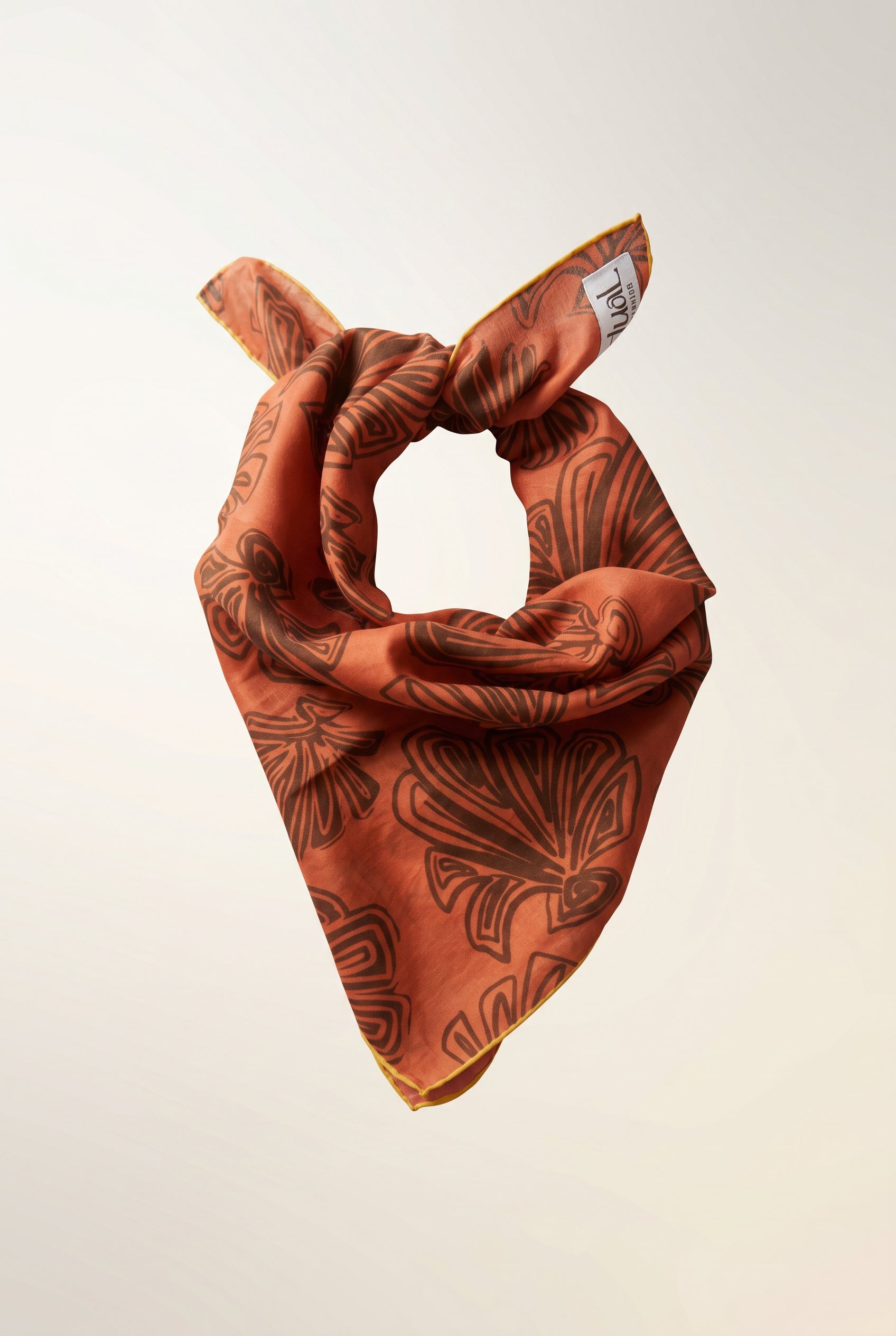 Dual Atelier Seashell Whisper Mercan Desenli İpeksi Organik Pamuk Kumaş Bandana Fular